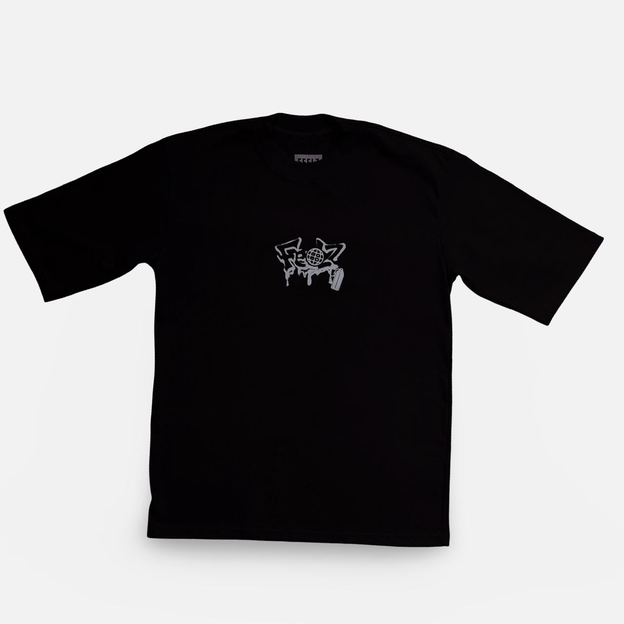 Camiseta Oversized Graffiti Preta
